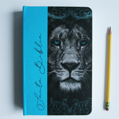 Biblia RVR 1960 letra grande, tamaño manual, tapa dura de tela León aguamarina / Spanish Bible RVR 1960 Handy Size Large Print Hardcover Cloth Lion Aquamarin interior 4 (ISBN 9781644737767)