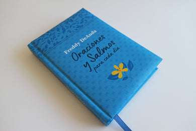 Oraciones y Salmos para cada día / Daily Prayers and Psalms interior 1 (ISBN 9781644738917)