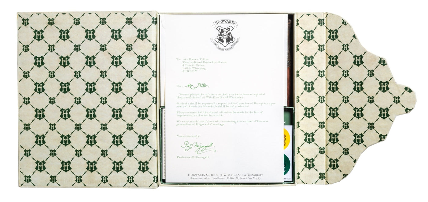 Harry Potter: Hogwarts Acceptance Letter Stationery Set inside page 2
