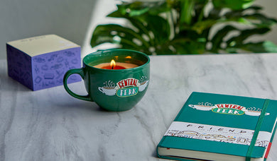 Friends: Central Perk Coffee Cup Candle inside page 3