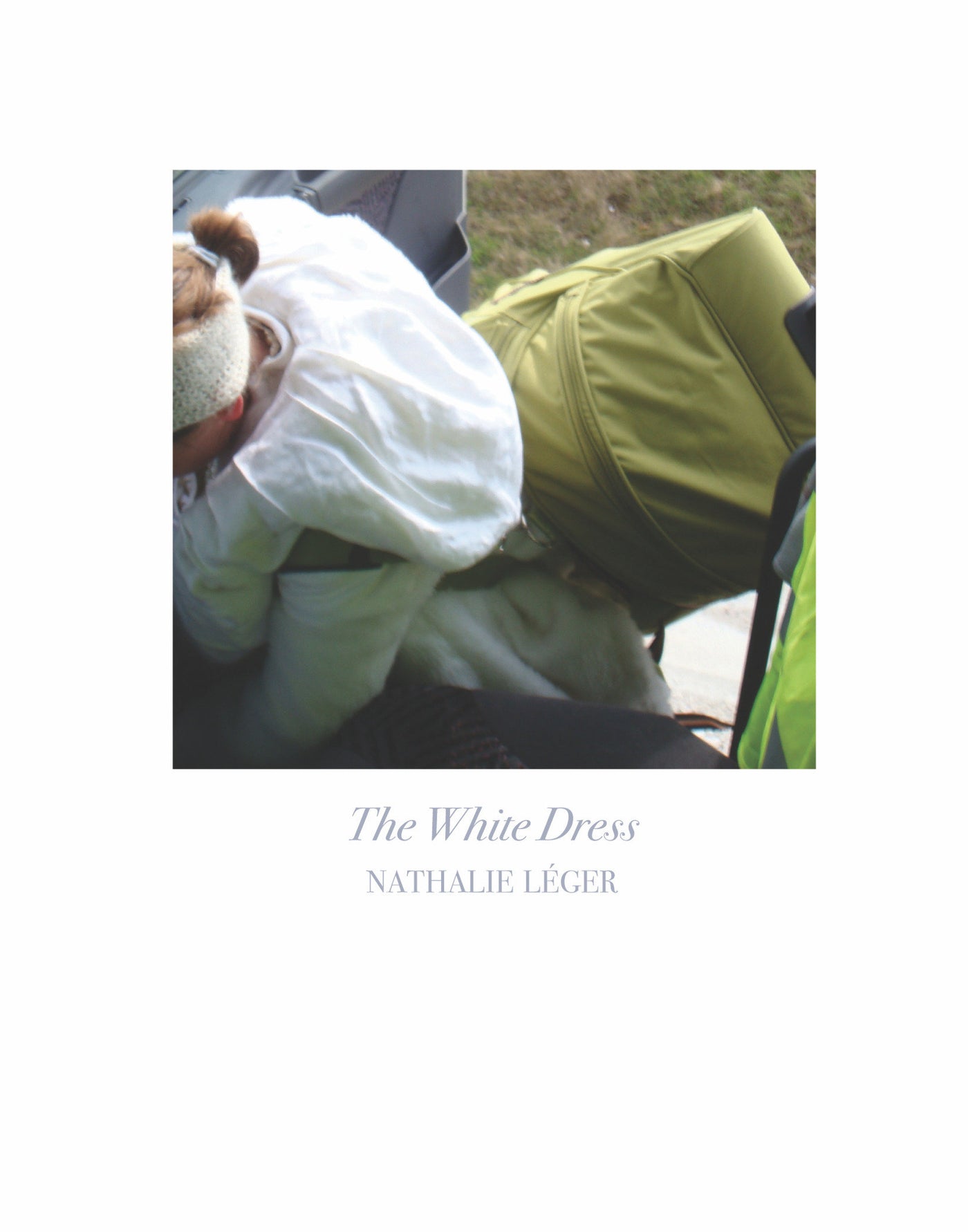 The White Dress-Fiction: general and literary-買書書 BuyBookBook