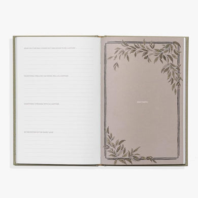 Mom's Story US - Hardback