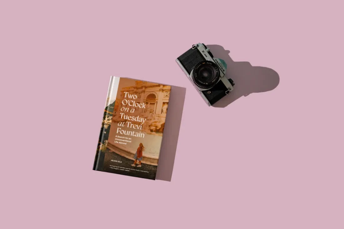 Two O'Clock on a Tuesday at Trevi Fountain US - Hardback