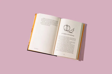 Two O'Clock on a Tuesday at Trevi Fountain US - Hardback