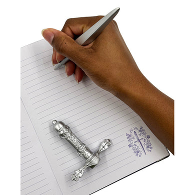 Lauren Roberts Powerless: Paedyn’s Dagger Pen inside page 3