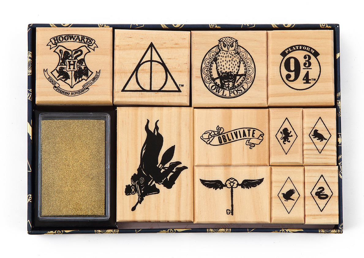 Harry Potter: Welcome to Hogwarts Rubber Stamp Set inside page 1