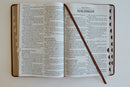 KJV Holy Bible, Giant Print Thinline Large format, Brown Premium Imitation Leather with Ribbon Marker, Red Letter, and Thumb Index US - Paperback / softback