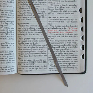 KJV Holy Bible, Giant Print Thinline Large format, Gray Premium Imitation Leather with Ribbon Marker, Red Letter, and Thumb Index US - Paperback / softback