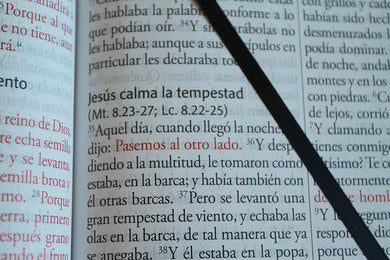 Biblia Reina Valera Revisada 1960 letra súper gigante, símil piel negro / Spanish Bible RVR 1960 Super Giant Print, Black Leathersoft interior 4 (ISBN 9798890980038) [onix:94e33ce9d3f01ccff408630b1a4478a6]