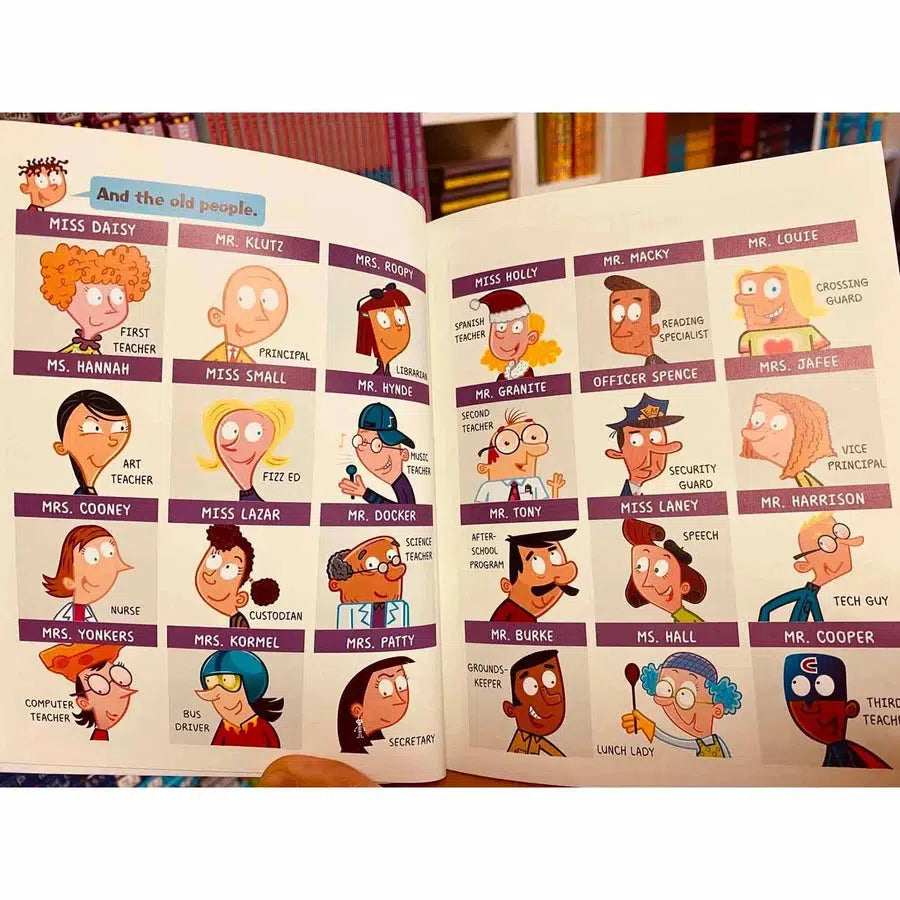 My Weird School Graphic Novel #01 Mr. Corbett Is in Orbit! (Dan Gutman) Harpercollins US