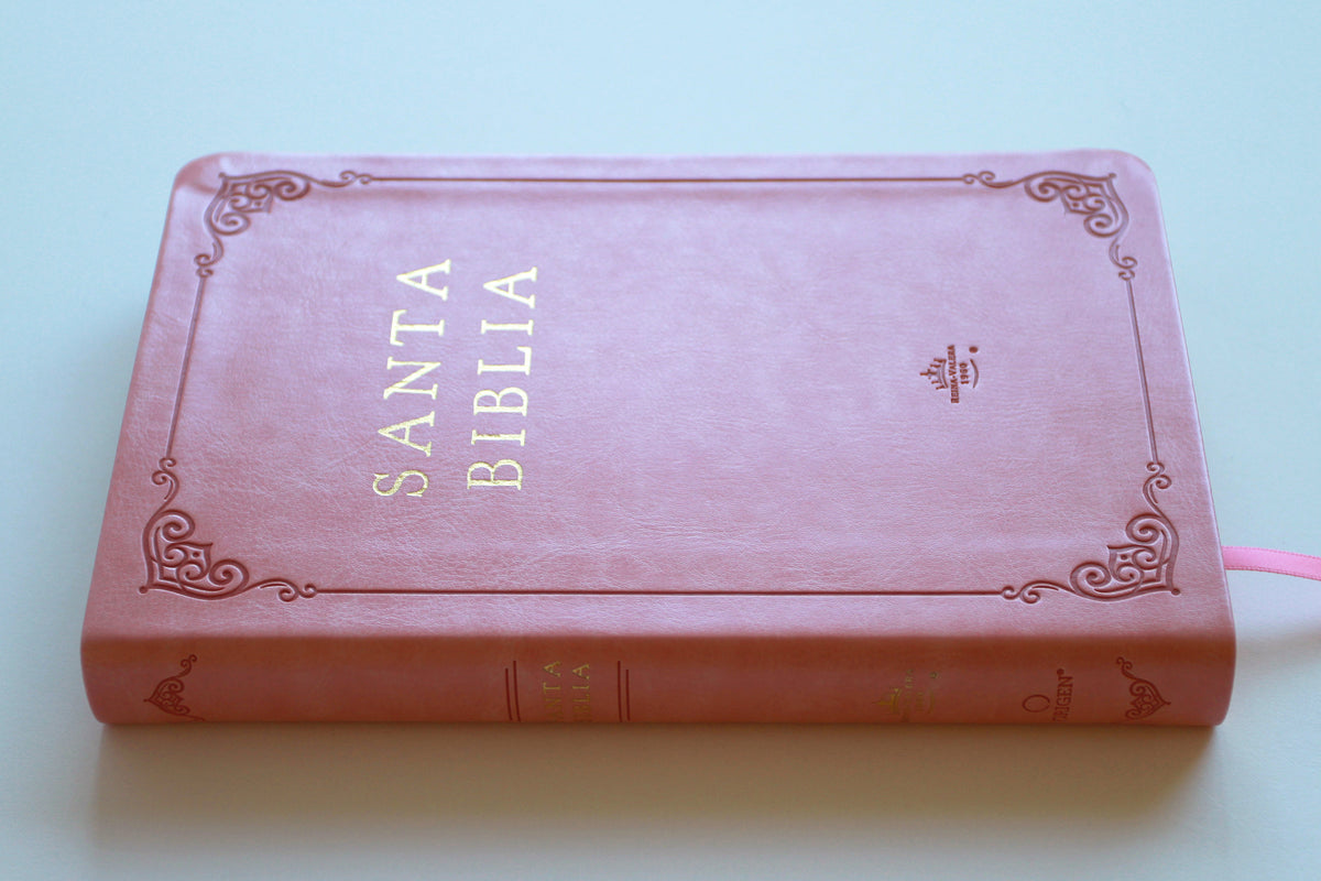Biblia RVR 1960 letra grande tamaño manual, Piel rosada con índice / Spanish Bible RVR 1960 Handy Size Large Print Leathersoft pink with index interior 6 (ISBN 9798890982131) [onix:803d9e8a2e7d6157f5750d228a6eea57]