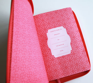 Biblia Reina Valera letra gigante, símil piel rosada con cremallera e índice / Spanish Bible Reina Valera Giant Print, Pink Leathersoft with Zipper and Index interior 9 (ISBN 9798890988201) [onix:65b6f49c46dc4d9ddcfae2e8bcedf21e]