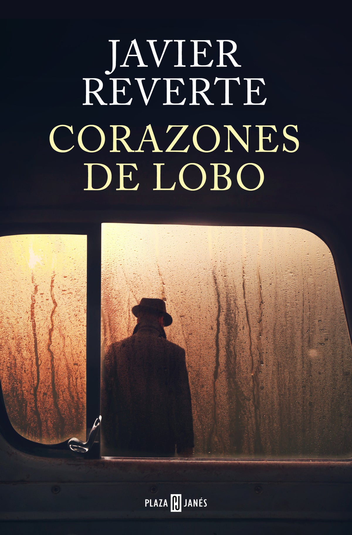 Corazones de lobo / Wolf Hearts cover (ISBN 9788401035708) [onix:fda81982c6cee658b7aa4003ad175dbe]