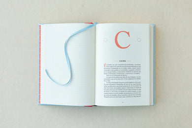 Atlas de las emociones humanas / The Book of Human Emotions: from Ambiguphobia to Umpty -154 Words from Around the World For How We Feel interior 1 (ISBN 9788419172273) [onix:7d5eb59bebee35d621c09ab80826e0d5]
