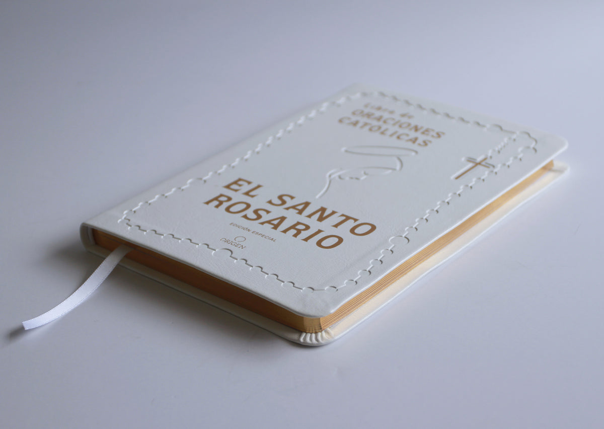 El Santo Rosario: Libro de oraciones católicas- Símil piel blanco / The Holy Rosary: Book of Catholic Prayers- White Leathersoft interior 2 (ISBN 9798890986313) [onix:5aebb541bfa0334a43f095380b93b877]