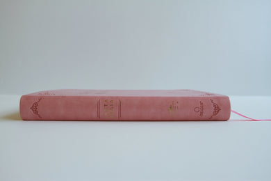 Biblia RVR 1960 letra grande tamaño manual, Piel rosada con índice / Spanish Bible RVR 1960 Handy Size Large Print Leathersoft pink with index interior 2 (ISBN 9798890982131) [onix:cf0183f6f958ef2f08f7e0784dd97cb3]