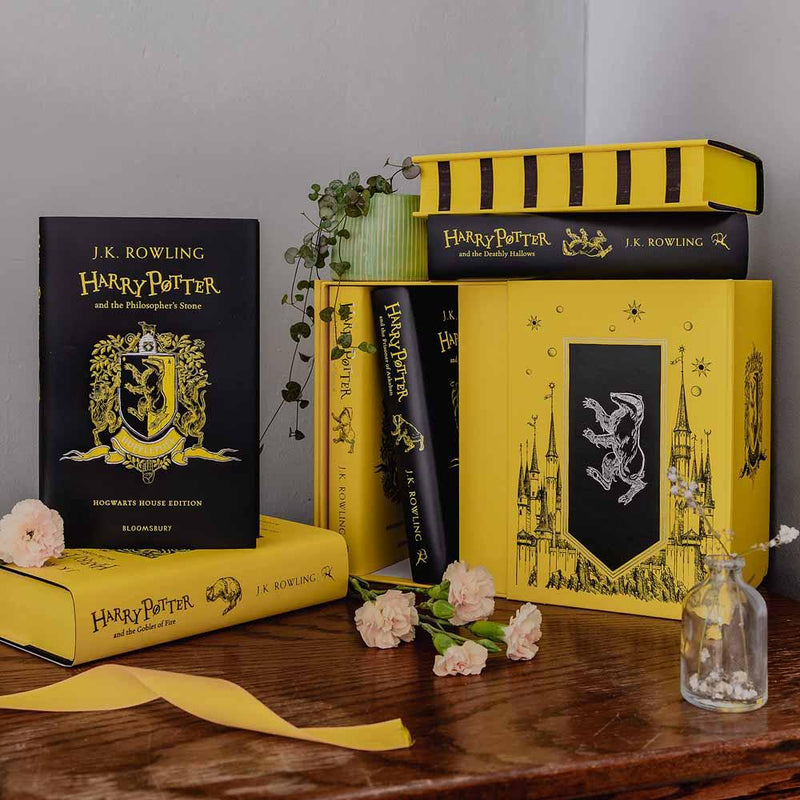 Harry Potter Hufflepuff House Editions Box Set (7 Books)  (J.K. Rowling) - 買書書 BuyBookBook